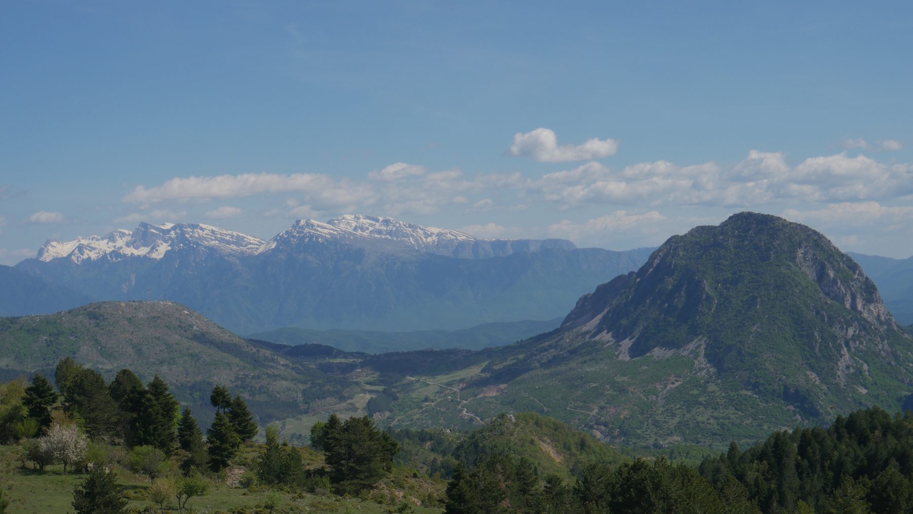 A deep valley seen from the ridge